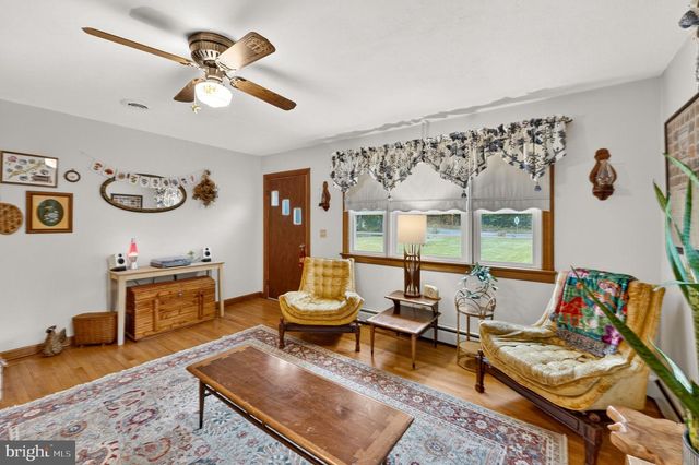 85 S POES RD, Amissville, VA 20106