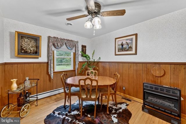 85 S POES RD, Amissville, VA 20106