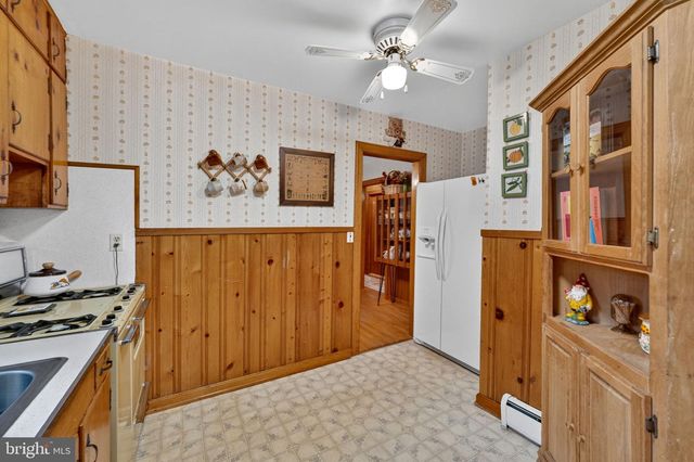 85 S POES RD, Amissville, VA 20106