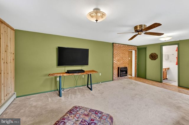 85 S POES RD, Amissville, VA 20106