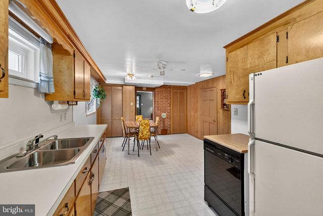 85 S POES RD, Amissville, VA 20106