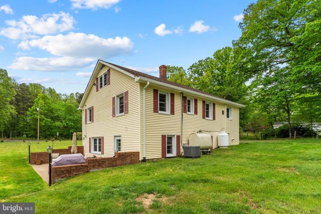 85 S POES RD, Amissville, VA 20106