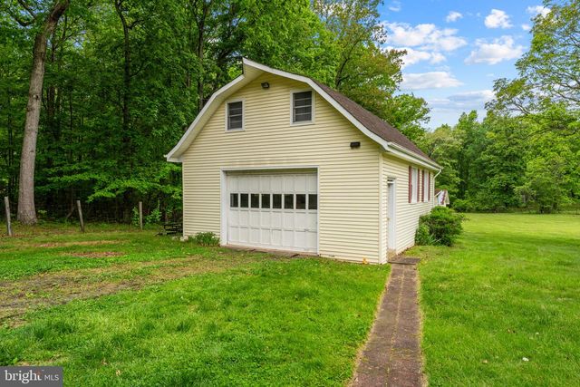 85 S POES RD, Amissville, VA 20106