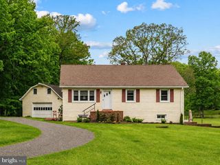 85 S POES RD, Amissville, VA 20106