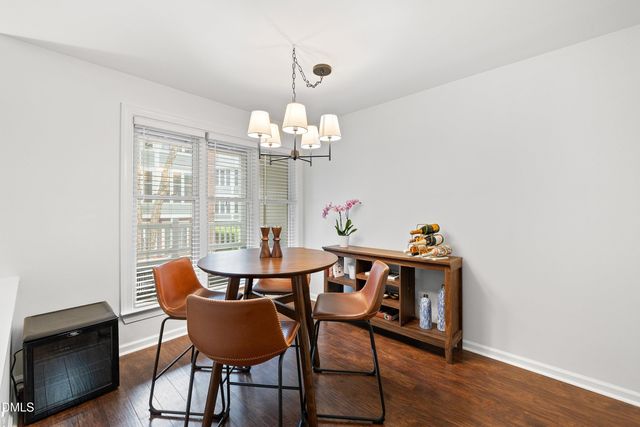 1021 Wirewood Drive 202, Raleigh, NC 27605