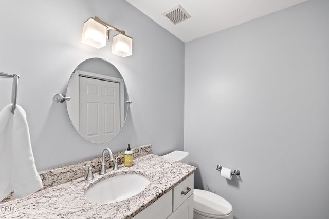 1021 Wirewood Drive 202, Raleigh, NC 27605
