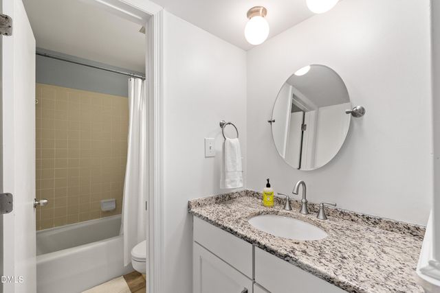 1021 Wirewood Drive 202, Raleigh, NC 27605