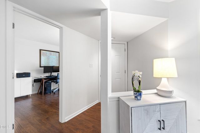 1021 Wirewood Drive 202, Raleigh, NC 27605