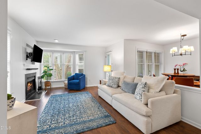 1021 Wirewood Drive 202, Raleigh, NC 27605