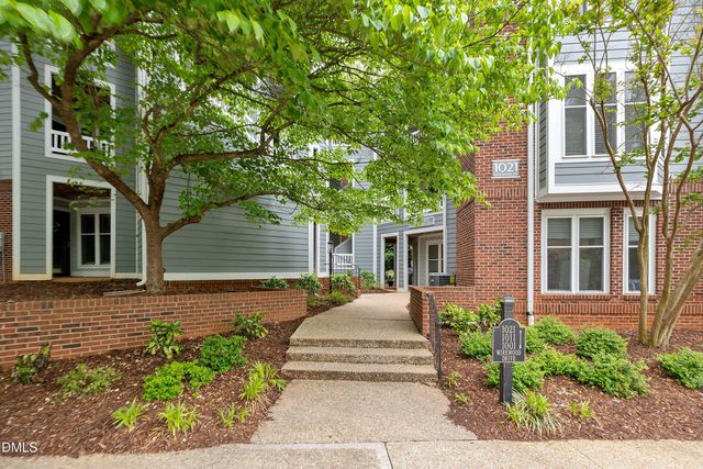 1021 Wirewood Drive 202, Raleigh, NC 27605