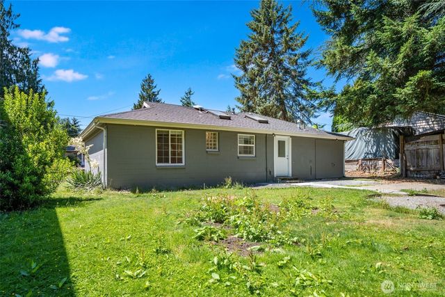15520 32nd Avenue NE, Shoreline, WA 98155