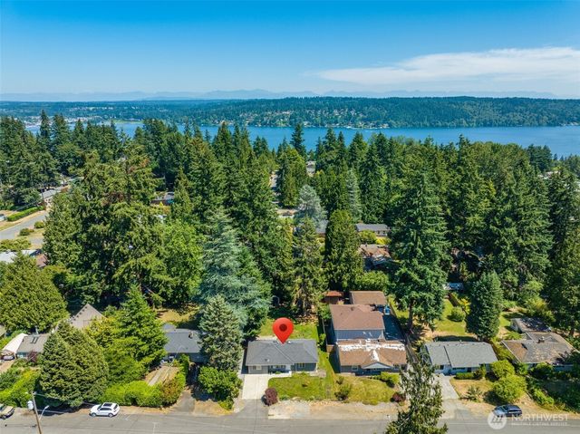 15520 32nd Avenue NE, Shoreline, WA 98155