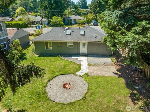15520 32nd Avenue NE, Shoreline, WA 98155