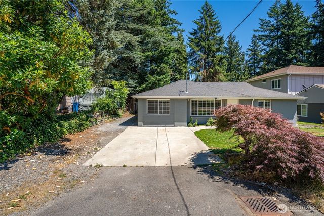15520 32nd Avenue NE, Shoreline, WA 98155