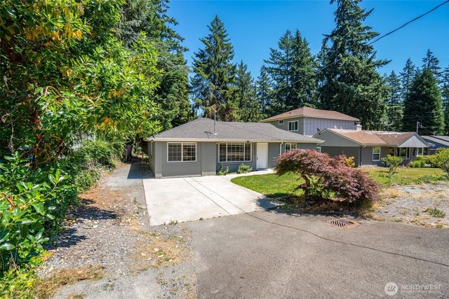 15520 32nd Avenue NE, Shoreline, WA 98155