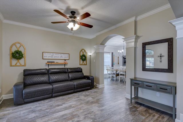 2402 Sarasota Drive, Friendswood, TX 77546