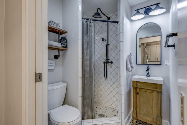 2402 Sarasota Drive, Friendswood, TX 77546