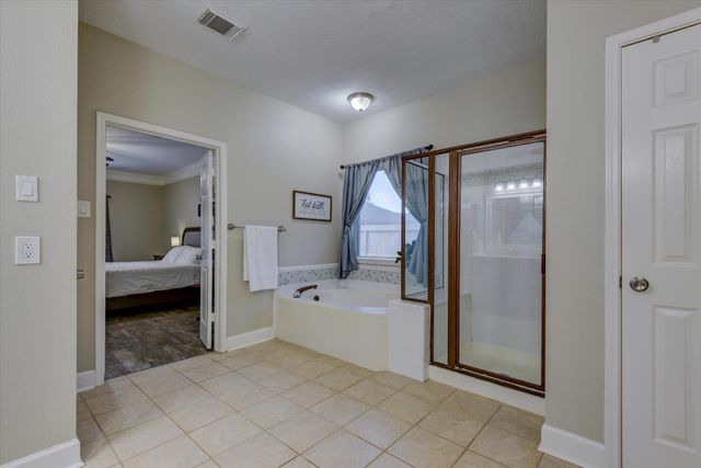 2402 Sarasota Drive, Friendswood, TX 77546