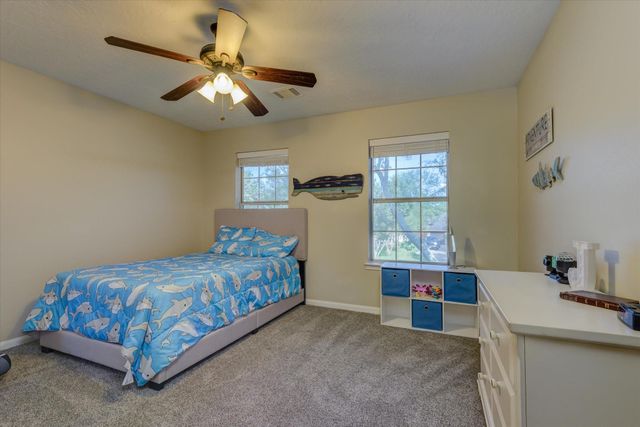 2402 Sarasota Drive, Friendswood, TX 77546