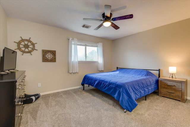 2402 Sarasota Drive, Friendswood, TX 77546