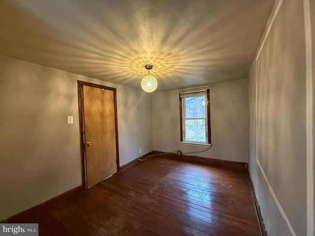 300 DISCOVERY DR, Westminster, MD 21157