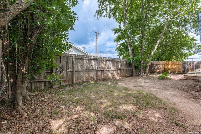 491 Wright, New Braunfels, TX 78130