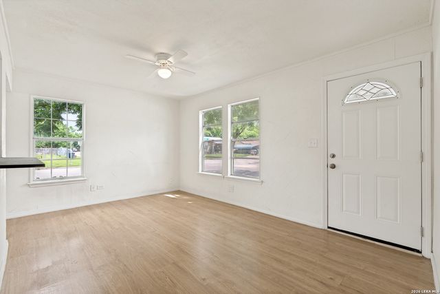 491 Wright, New Braunfels, TX 78130