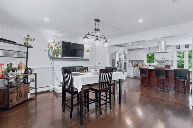 7 Byrd Avenue, Johnston, RI 02919