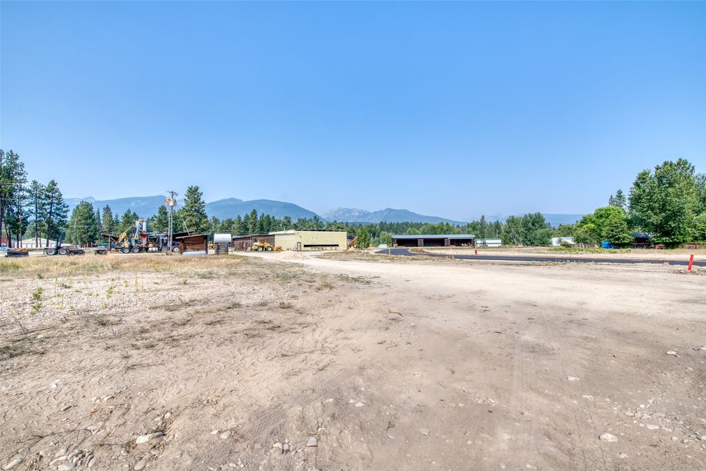 137 Kay Lane, Darby, MT 59829 photo 3
