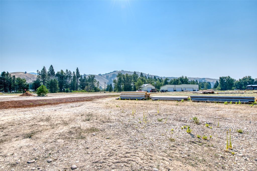 137 Kay Lane, Darby, MT 59829 photo 4