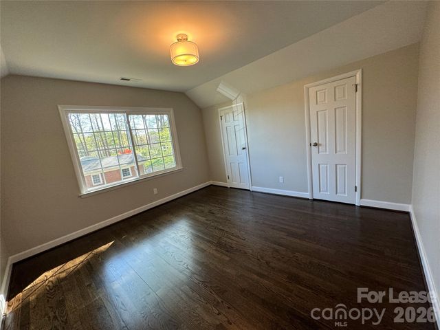 1002 S Main Street, Mount Holly, NC 28120