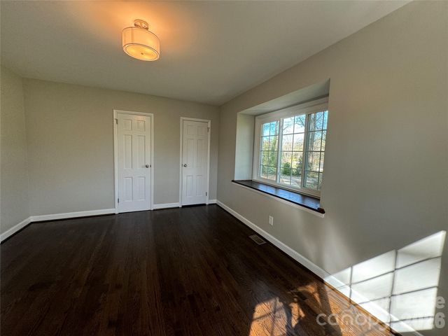 1002 S Main Street, Mount Holly, NC 28120