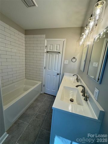1002 S Main Street, Mount Holly, NC 28120