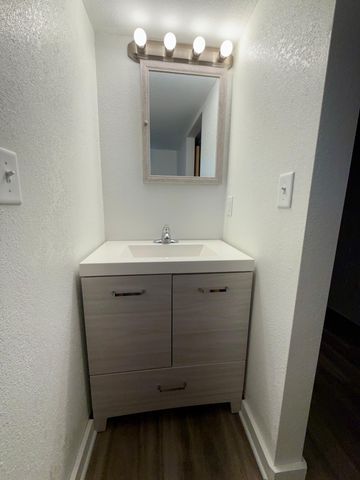 1715 SE Marshall Street, Albert Lea, MN 56007