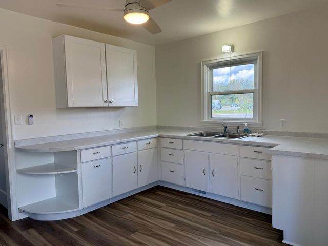 1715 SE Marshall Street, Albert Lea, MN 56007