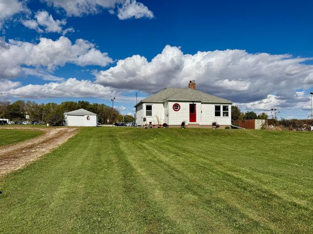 1715 SE Marshall Street, Albert Lea, MN 56007