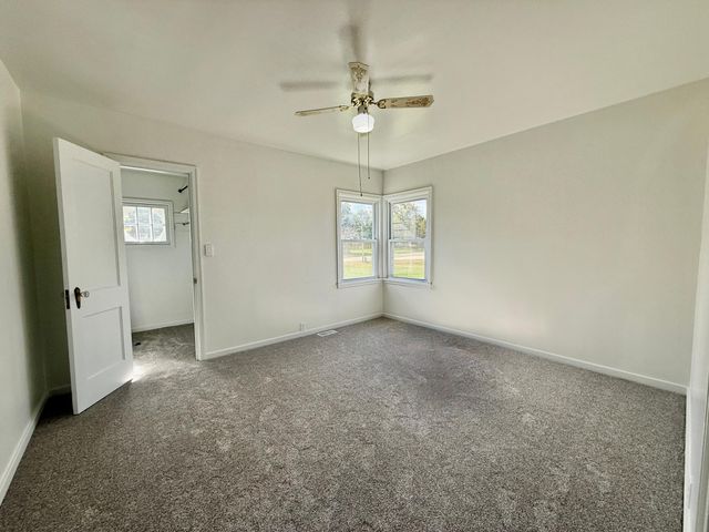 1715 SE Marshall Street, Albert Lea, MN 56007