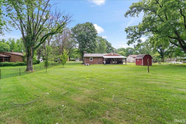 77 Morrow Lane, Boonville, IN 47601