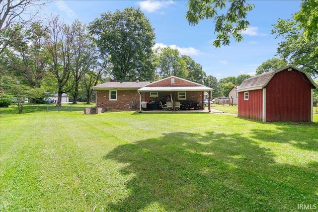 77 Morrow Lane, Boonville, IN 47601