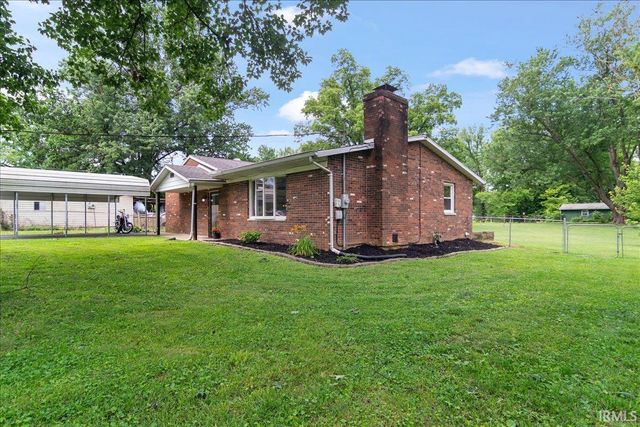 77 Morrow Lane, Boonville, IN 47601