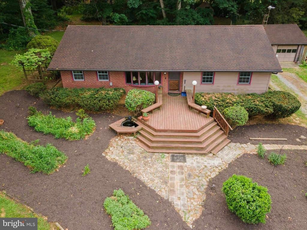 561 BILLMYER MILL RD, Shepherdstown, WV 25443
