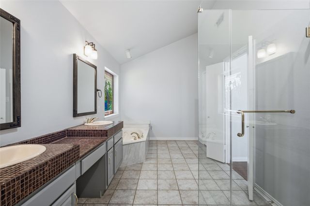 5 Sundance Court, Trophy Club, TX 76262