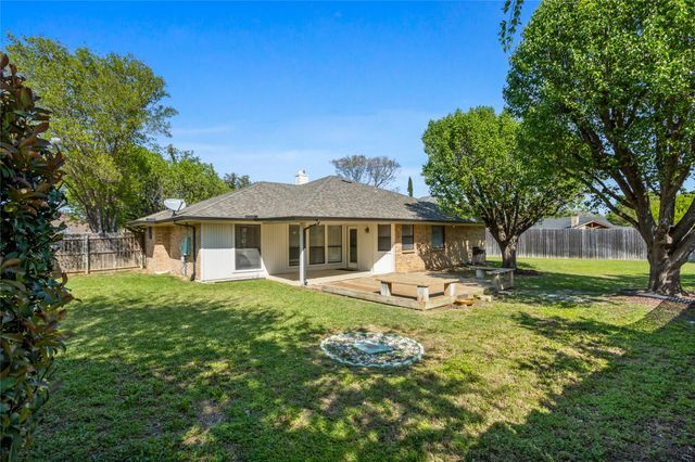 5 Sundance Court, Trophy Club, TX 76262