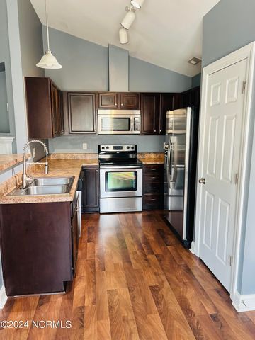 3715 Lena Lane, Greenville, NC 27834