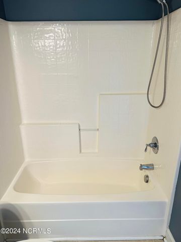 3715 Lena Lane, Greenville, NC 27834