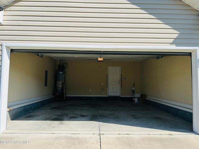 3715 Lena Lane, Greenville, NC 27834