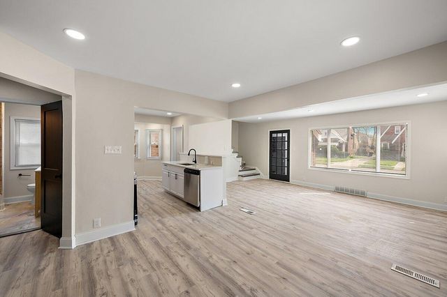 18915 Steel Street, Detroit, MI 48235