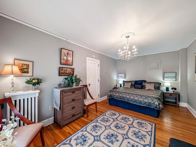 2615 Park Avenue 611, Minneapolis, MN 55407