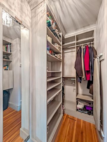 2615 Park Avenue 611, Minneapolis, MN 55407