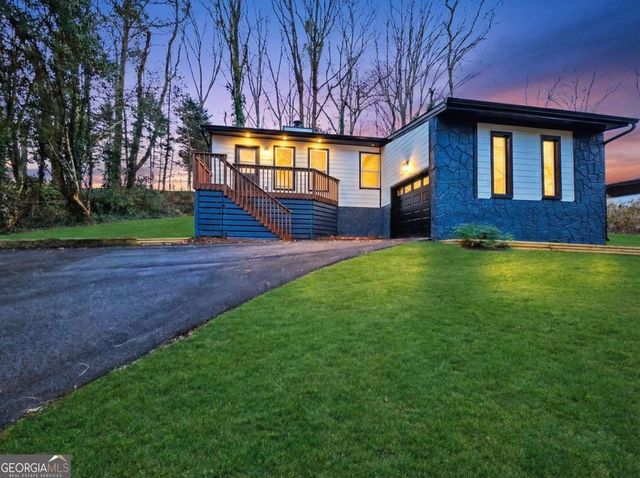 3557 Meadow Lane, Gainesville, GA 30506